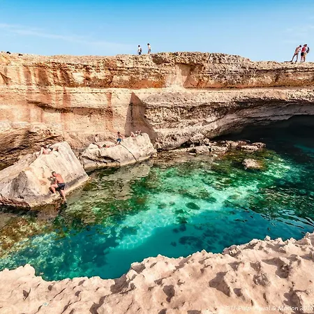 J&j Sole Del Salento Gasthof *